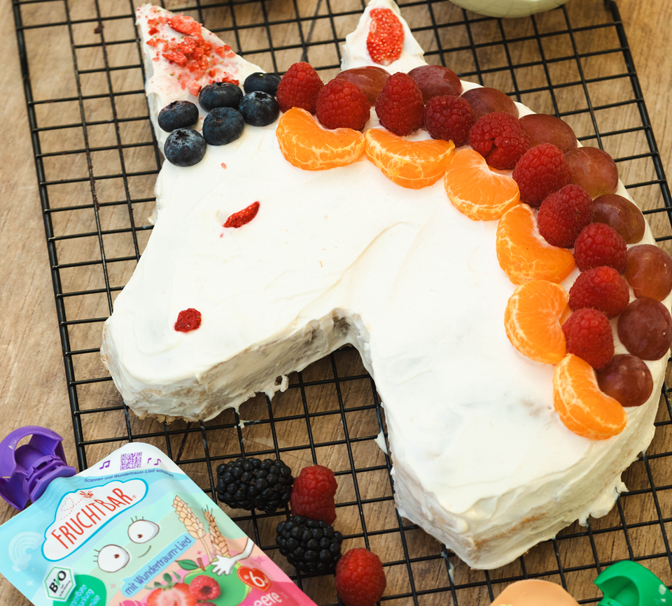 Einhorn-Kuchen von @sheepys.bakery Kuchen in Einhorn Form